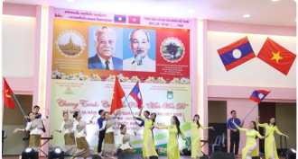  Art programme celebrates Vietnamese army’s 80th anniversary in Laos